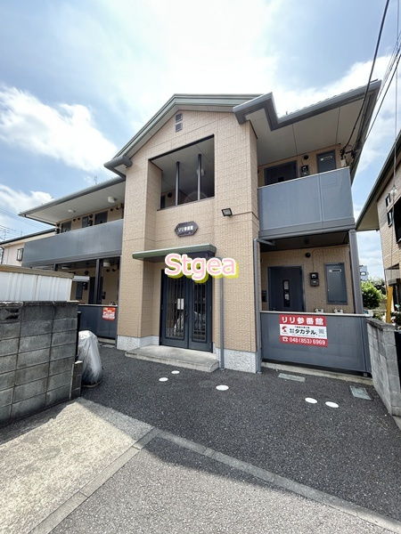 リリ参番館の外観
