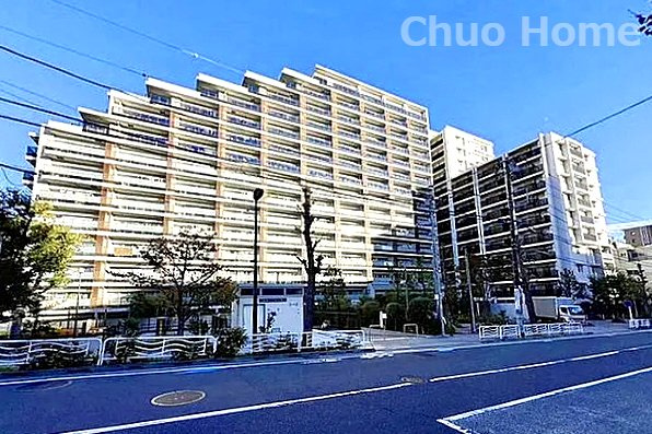 イーストゲートスクエアの外観|総戸数：365戸のビッグコミュニティ！2013年7月築。ペットの飼育可能マンションです。