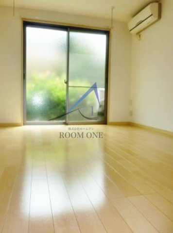 MAISON　YAMAの居間・リビング|洋室のお部屋です。
