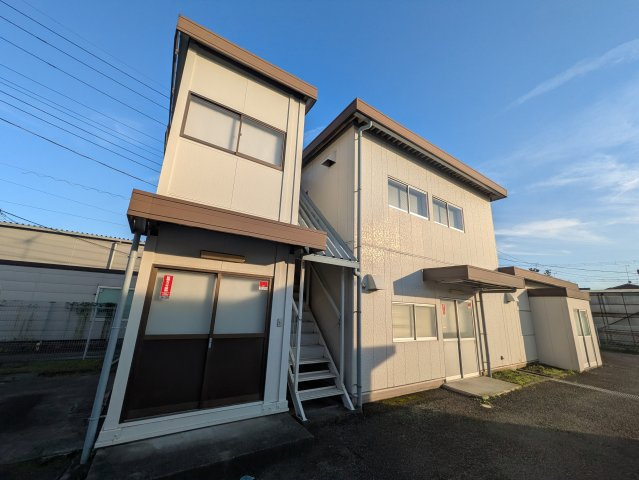 秦野市曽屋倉庫・事務所の外観