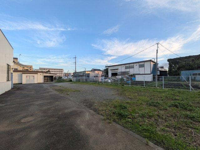 秦野市曽屋倉庫・事務所の展望