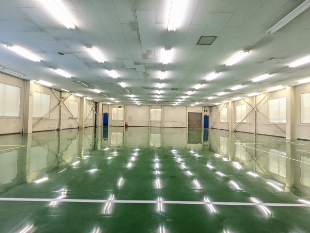 秦野市曽屋倉庫・事務所のロビー