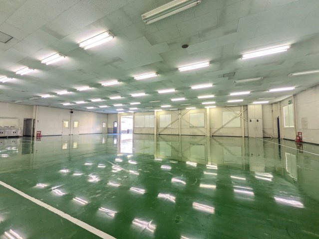 秦野市曽屋倉庫・事務所のロビー