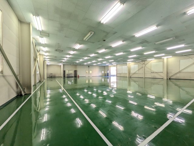 秦野市曽屋倉庫・事務所のロビー