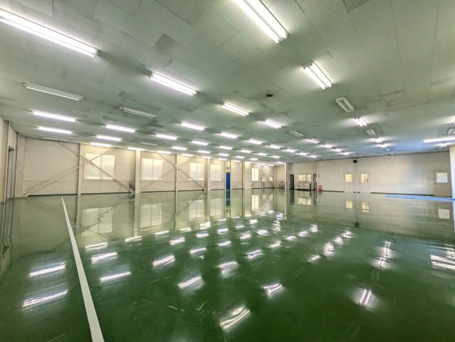 秦野市曽屋倉庫・事務所のロビー