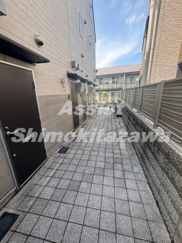 ＲＯＷ　ＨＯＵＳＥ上馬のロビー