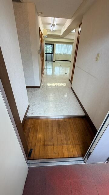 えのきプラザの玄関