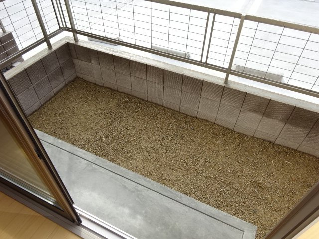 中庄テラスEの庭|専用庭