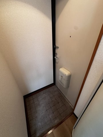エクセレンスコミヤの玄関|ゆったりとした玄関です