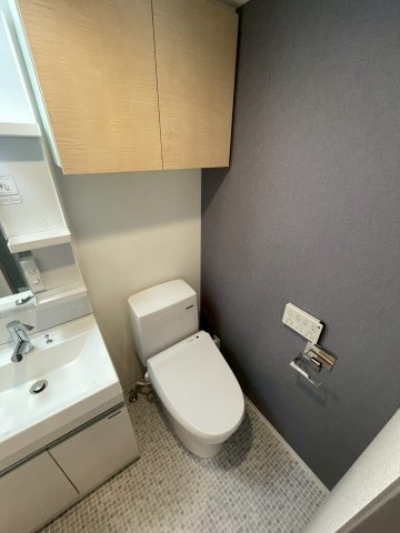 CREST TAPP 羽田のトイレ|ゆったりとした空間のトイレです