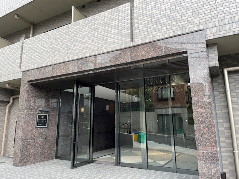 ルーブル東武練馬弐番館のエントランス