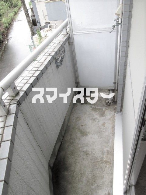 ドウェル砂川のバルコニー