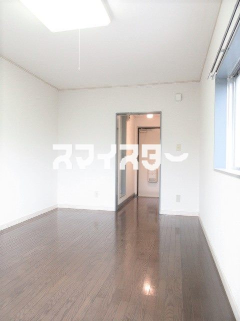 ドウェル砂川の内装