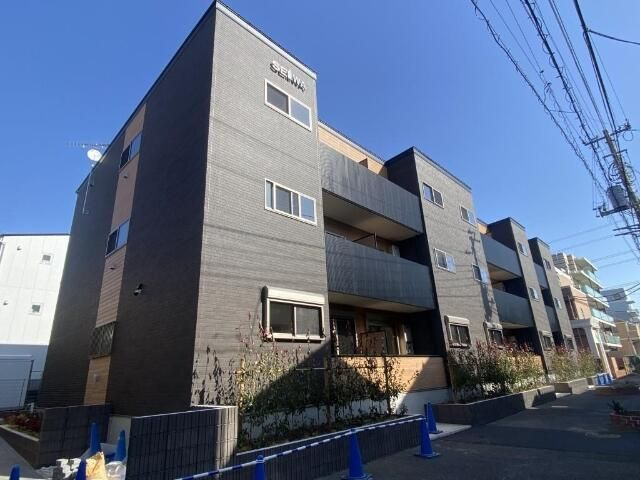 Theios filia(テイオスフィリア)の外観