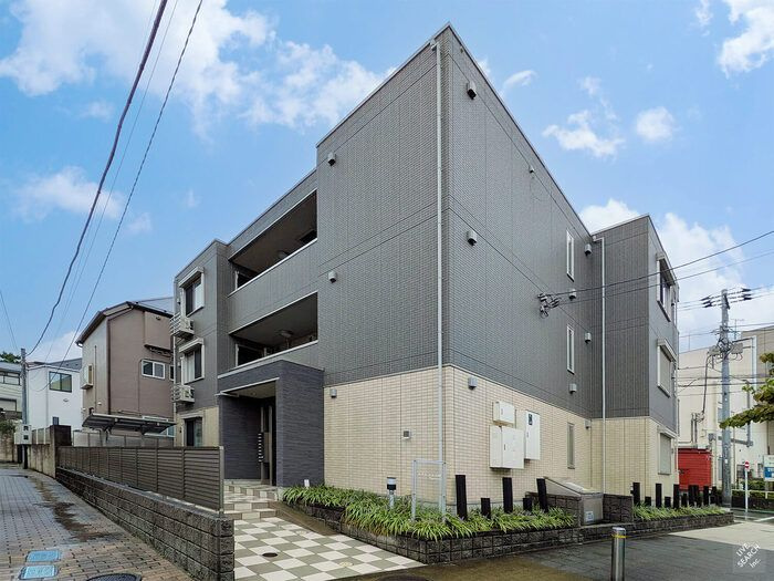 エクレウス下馬の外観