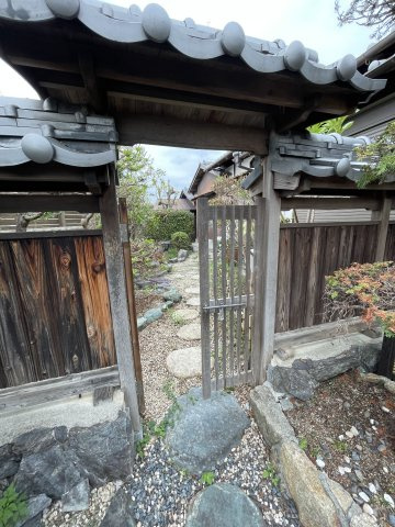 北内町　中古住宅の庭
