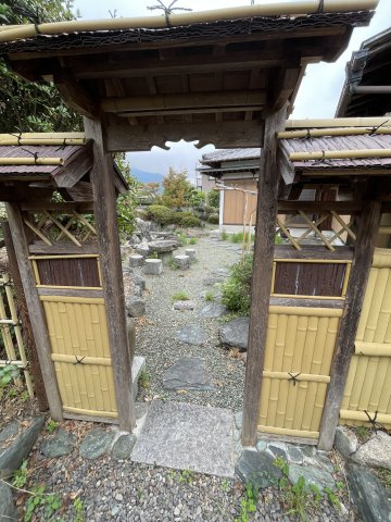 北内町　中古住宅の庭