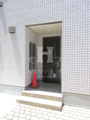 【エントランス】 | ベルソレイユ | 建物の内部です