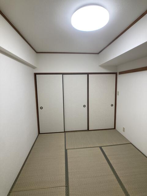 川崎市多摩区堰３丁目の賃貸マンションの和室|※他号室参考写真