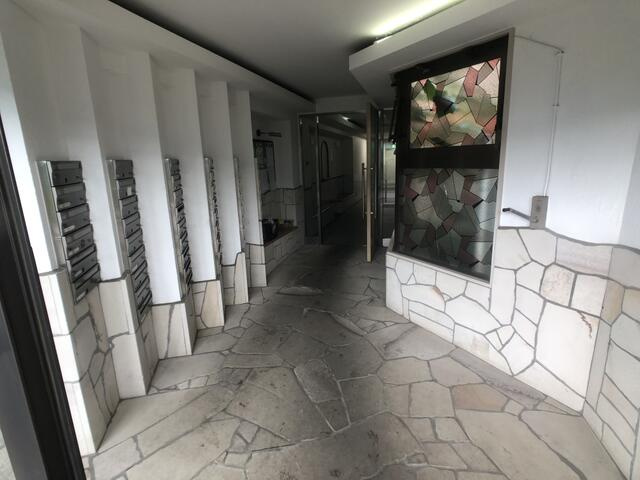 川崎市多摩区堰３丁目の賃貸マンションのロビー