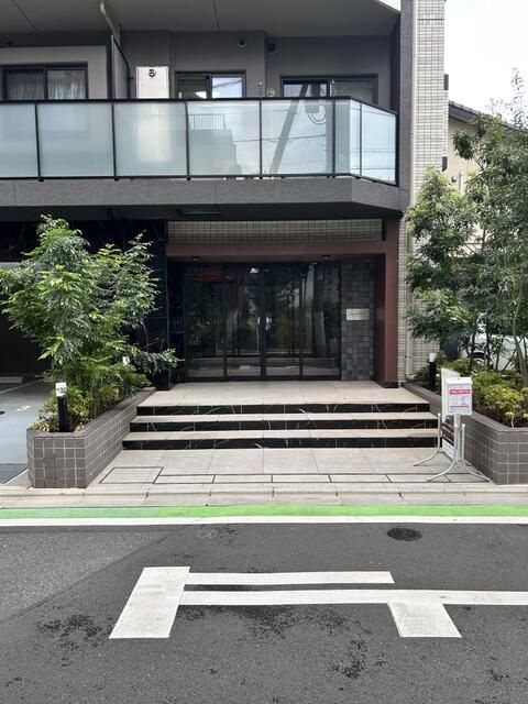 ラ・グラース本川越のエントランス