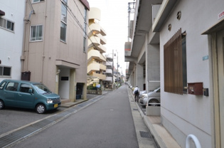 ワンケイ足立の周辺