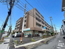 ファミリアル門戸の画像