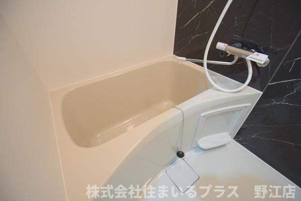 フォレストグレイス城東中央Ⅱの浴室