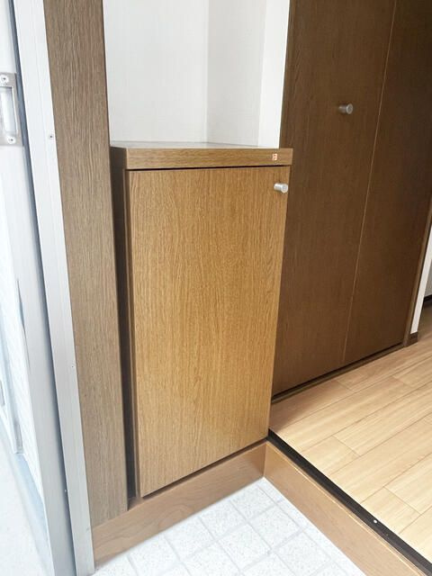 メゾン・ラフィーネの玄関