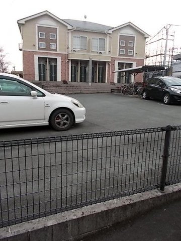 アプリコット七ッ江の駐車場