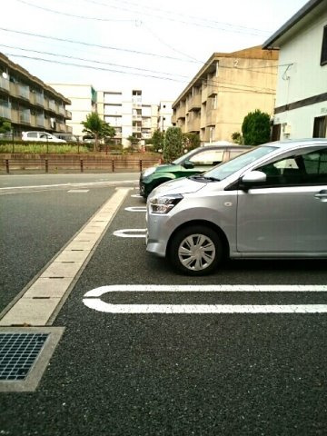 エクセランＦの駐車場