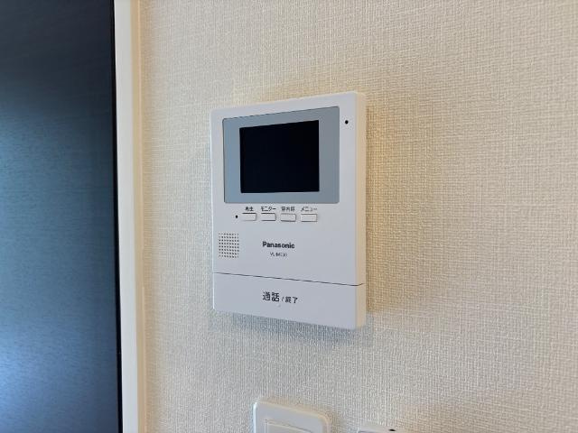 ルガルボニート北熊本の内装|カメラ付インターホン