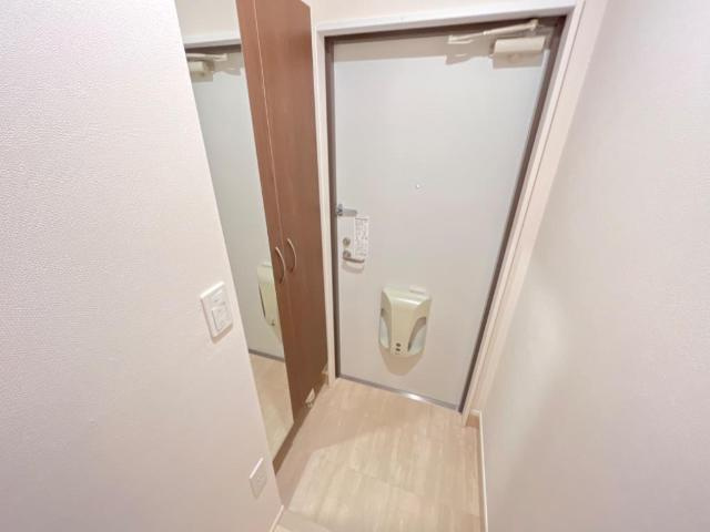 熊本市東区新外新築アパート（仮）の玄関|建具等の色・仕様は相違がございます（イメージ）