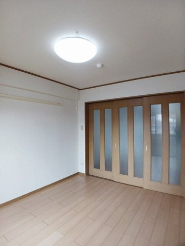 レルベ保田窪の内装