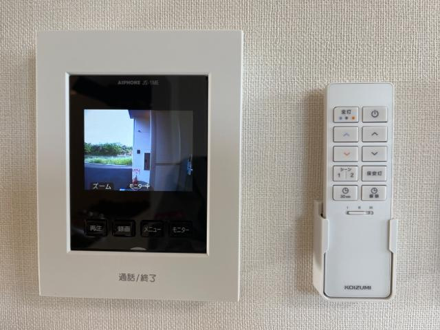 エターナルの内装|カメラ付インターホン