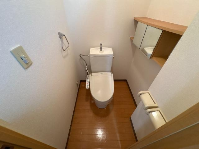センチュリーハイツのトイレ|温水洗浄便座
