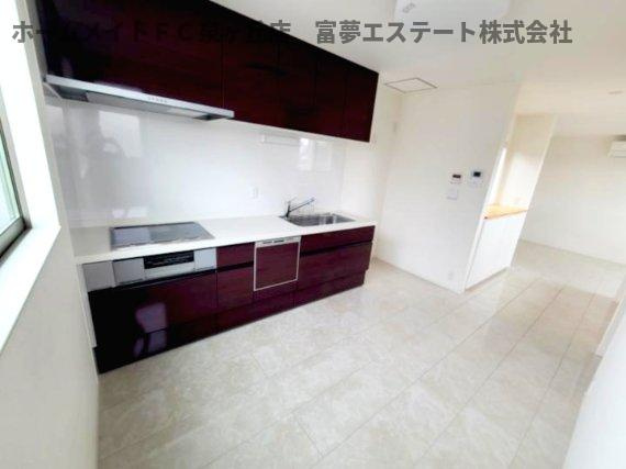 堺市中区大野芝町戸建の居間・リビング