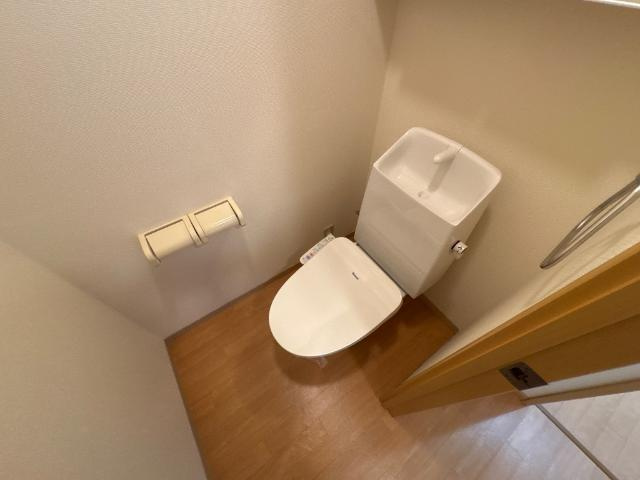 ｂｉｅｎｖｉｖｒｅ楡木のトイレ|温水洗浄便座