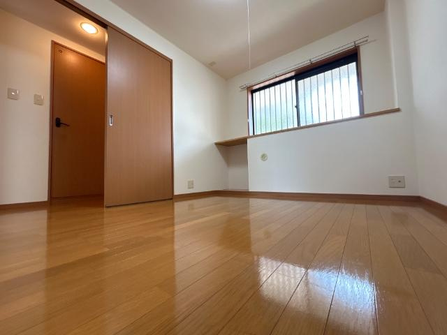Ｇｒａｎｄ　Ｆｉｅｌｄ　弐番館の内装|洋室