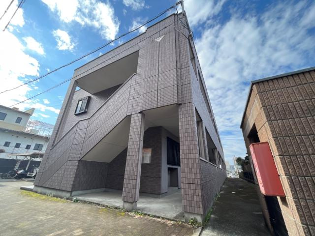 Ｇｒａｎｄ　Ｆｉｅｌｄ　弐番館の外観|外観写真（昼）