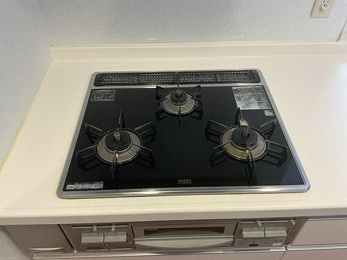 サーパスシティ大江イーストスクエアの設備|３口ガスコンロ