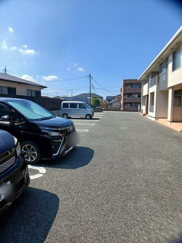 サンリット　Ⅰの駐車場