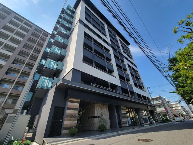 プライムタワー行徳ベイの外観
