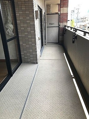 サーパスシティ新屋敷一番館のバルコニー|バルコニー