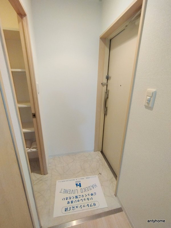 アーバンフラッツ心斎橋　仲介手数料無料の玄関