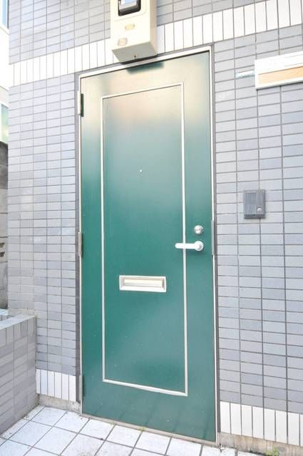 サンヒルズ赤塚の玄関