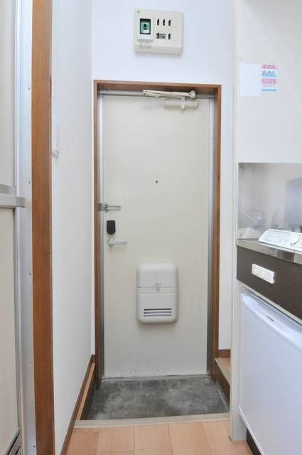 サンヒルズ赤塚の玄関