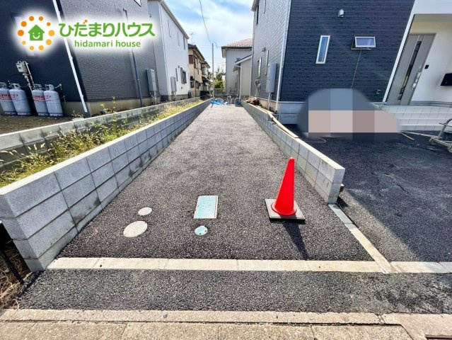 鴻巣市筑波第5Ⅱ期　新築戸建　クレイドル03の駐車場