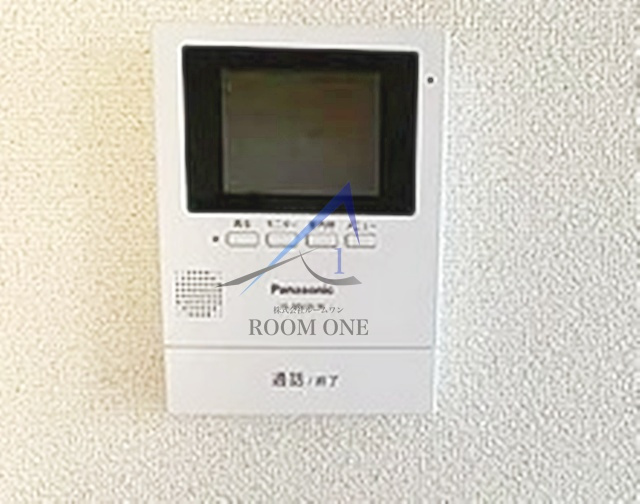 サトウマンションのセキュリティ|モニター付きインターホンです。