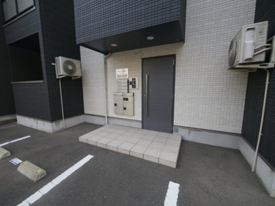 【エントランス】 | ルピナス井尻